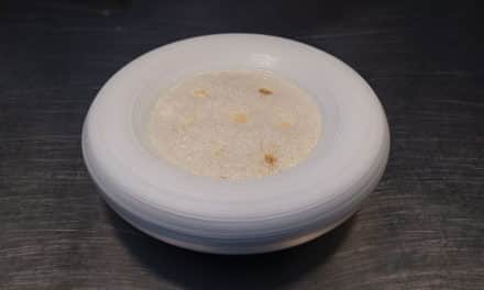 Onion soup and its foam by Toshitaka Omiya