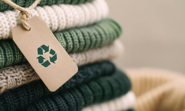 Textiles recyclés : l’économie circulaire devient le standard de la mode en 2025