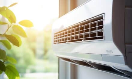 Comment survivre aux canicules de 2025 sans clim’ : 7 astuces naturelles qui rafraîchissent vraiment